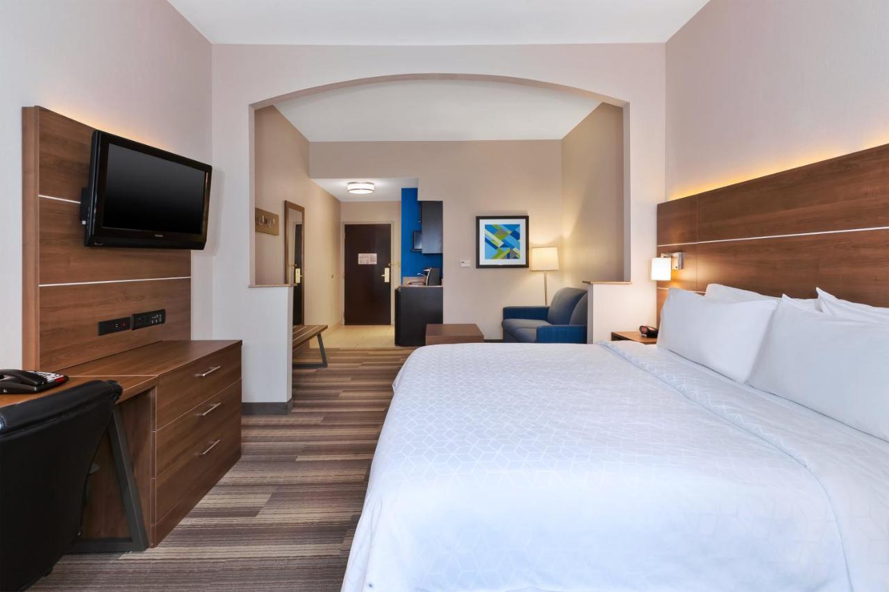 Holiday Inn Express Hotel & Suites Warminster-Horsham By Ihg Rom bilde