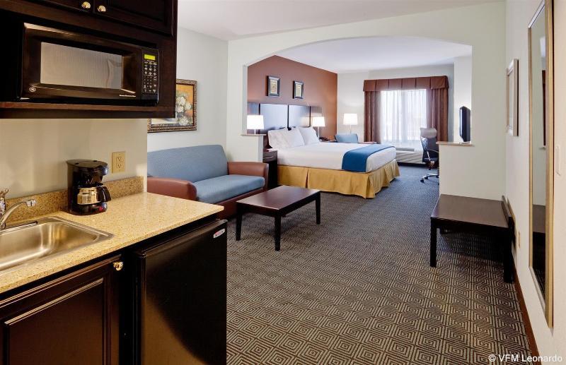 Holiday Inn Express Hotel & Suites Warminster-Horsham By Ihg Eksteriør bilde